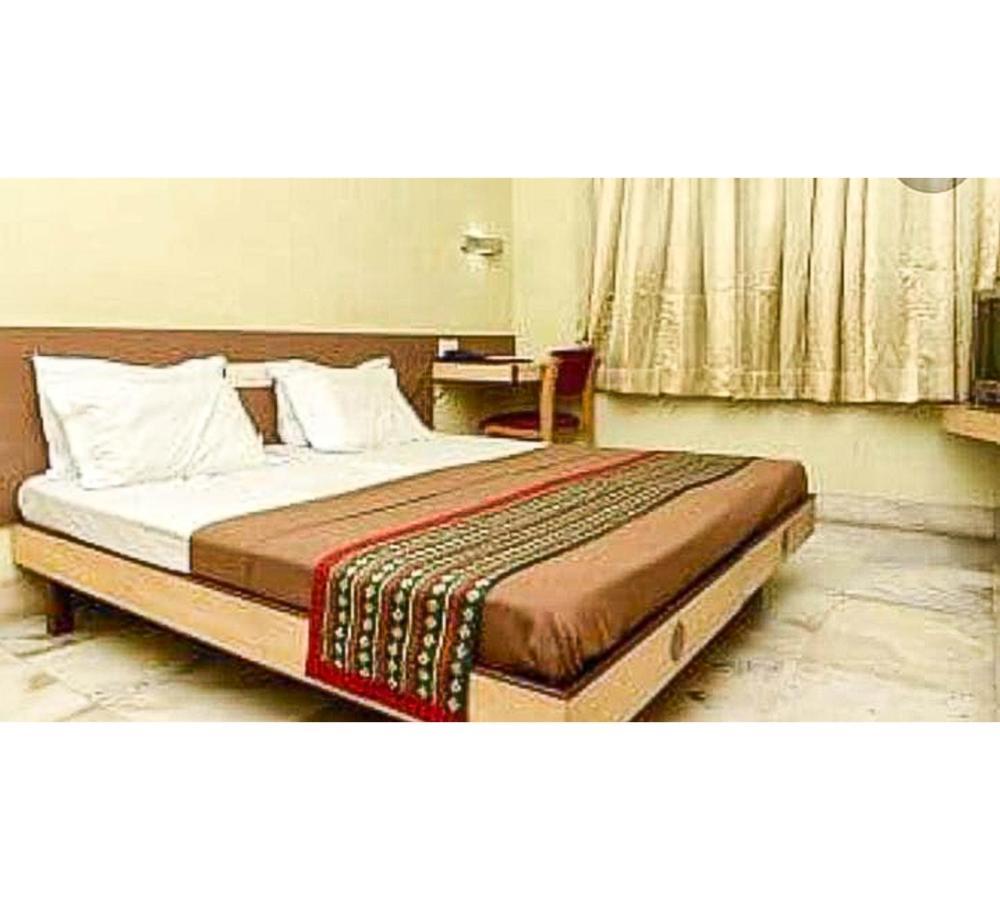 Hotel Chandrawali By Wb Inn Ballia Exterior photo